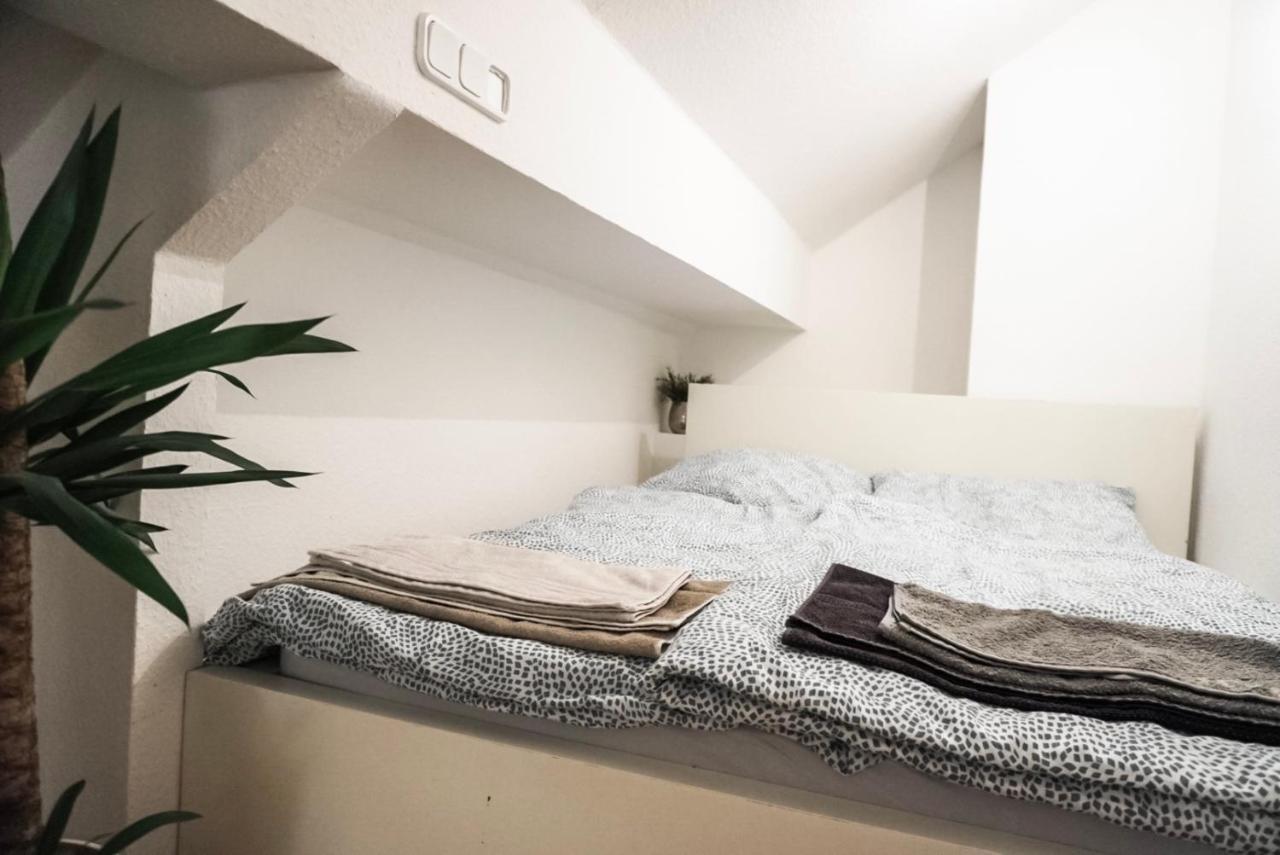 Surfer Loft With Ac And Sun Terrace Apartment